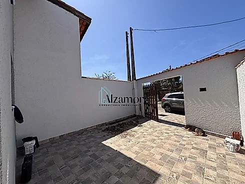 Casa em Nossa Senhora do Sion, Itanhaém
