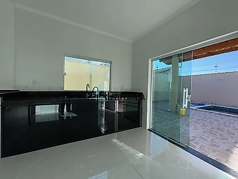 Casa com Piscina a Venda no Bairro Cibratel 2, Itanhaém/SP - Foto 9