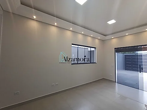 Casa em Jardim Regina, Itanhaém