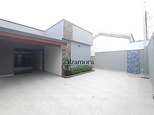 Casa em Jardim Regina, Itanhaém