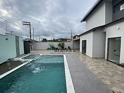 Casa em Jardim Suarão - Praia, Itanhaém