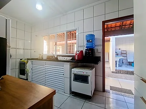🏡🌊 Excelente Oportunidade a Apenas 300 Metros do Mar! - Foto 12
