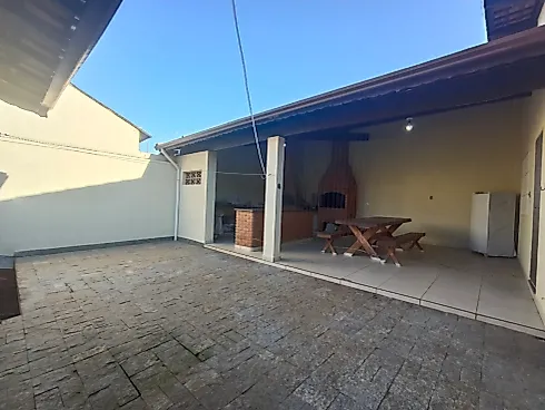 🏡🌊 Excelente Oportunidade a Apenas 300 Metros do Mar! - Foto 18
