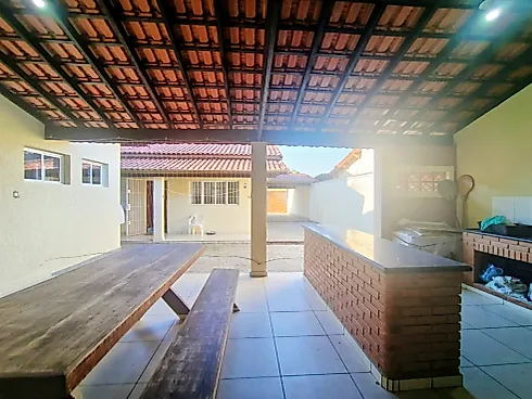🏡🌊 Excelente Oportunidade a Apenas 300 Metros do Mar! - Foto 22