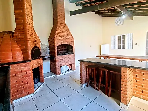 🏡🌊 Excelente Oportunidade a Apenas 300 Metros do Mar! - Foto 23