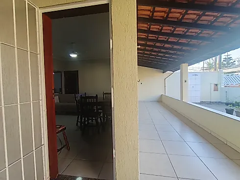 🏡🌊 Excelente Oportunidade a Apenas 300 Metros do Mar! - Foto 27
