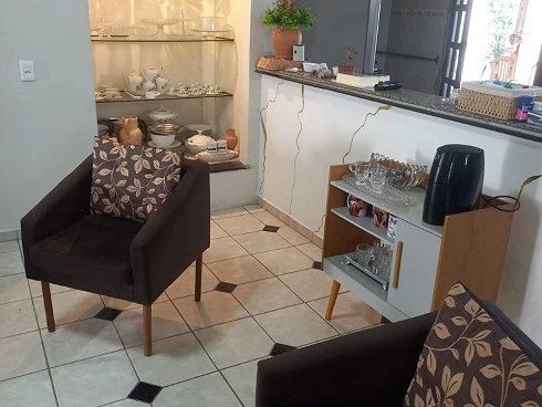 Casa 4 Quartos com 2 Suítes e 360m² - Cidade dos Colibris - Foto 8
