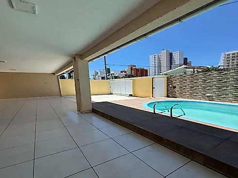 Casa 4 Quartos com 2 Suítes e 360m² - Jardim Oceania