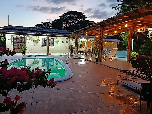 Vende-se Chácara com Piscina e Área Gourmet – Estrada do Maratá - Chácara em Estrada do Maratá, Benevides - Foto 1