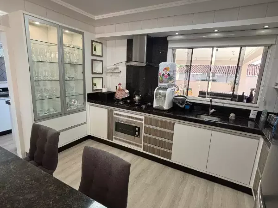 Casa em Alto Aririú, Palhoça. 4 quartos, 260m². Imagem 13 de 29