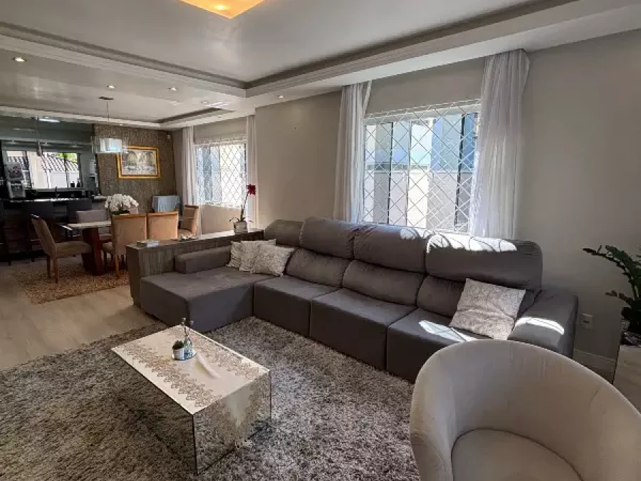 Casa em Alto Aririú, Palhoça. 4 quartos, 260m². Imagem 3 de 29