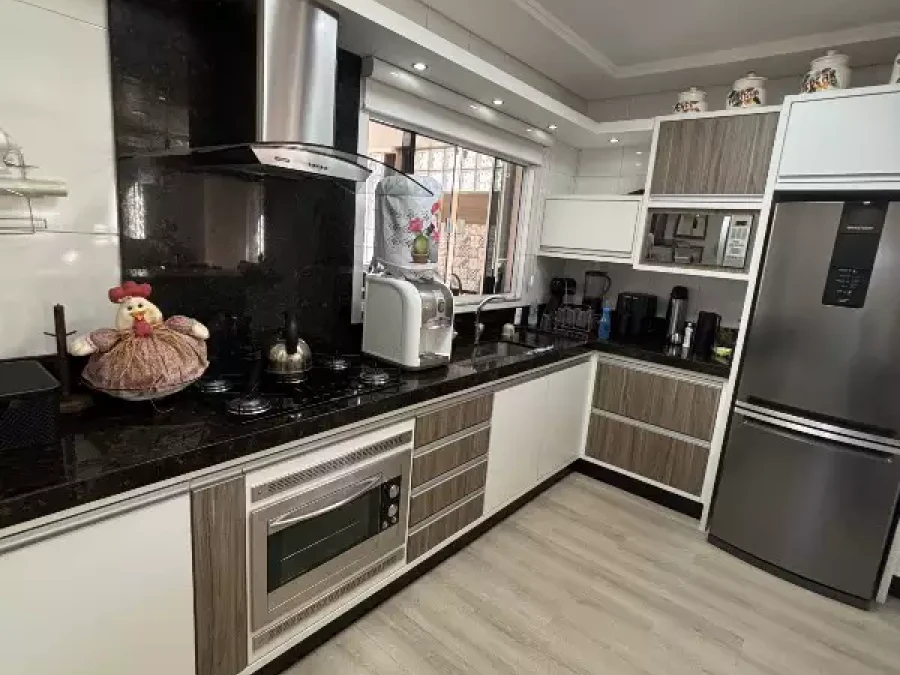 Casa em Alto Aririú, Palhoça. 4 quartos, 260m². Imagem 8 de 29