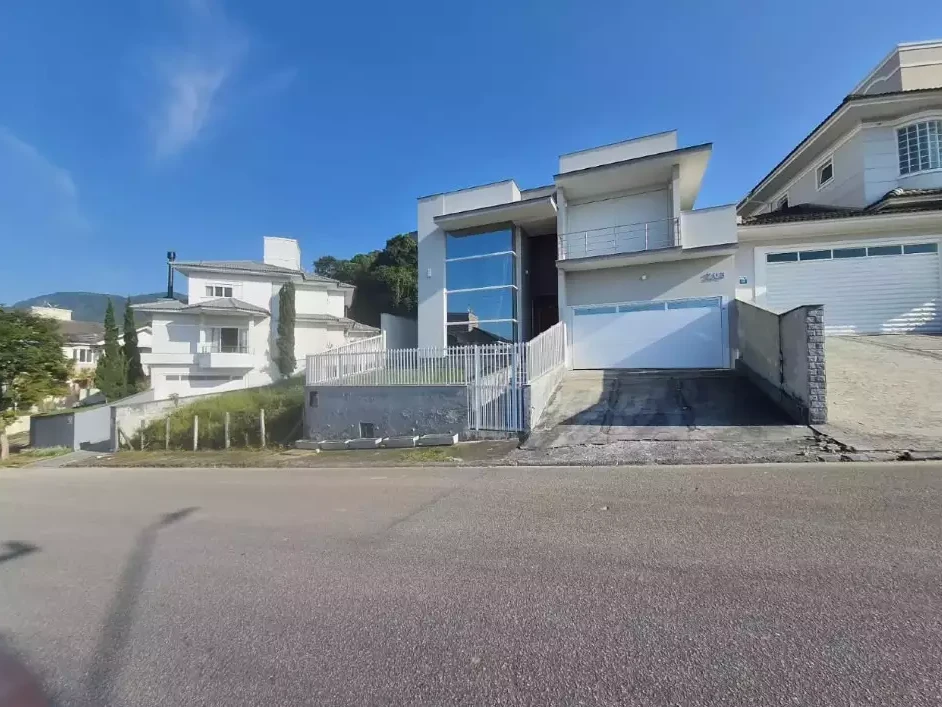 Casa em Pedra Branca, Palhoça. 4 quartos, 0m². Imagem 3 de 24
