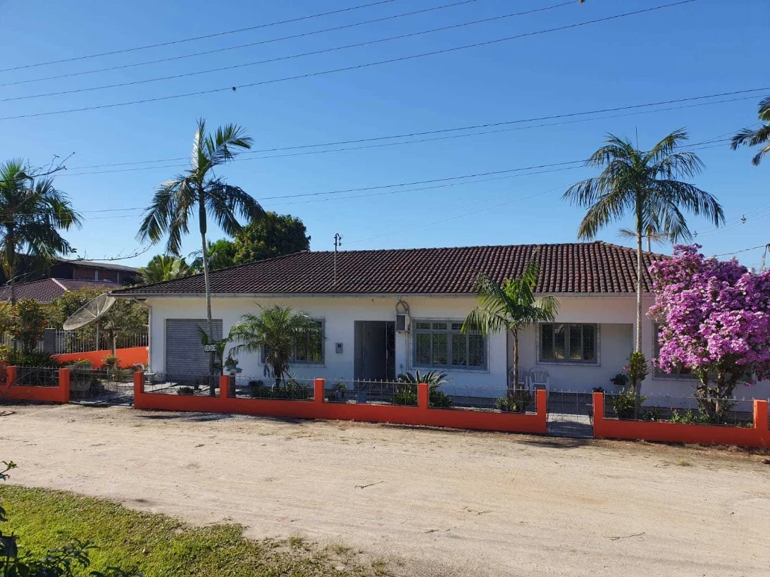 Casa em Aririú, Palhoça. 4 quartos, 0m². Imagem 1 de 22