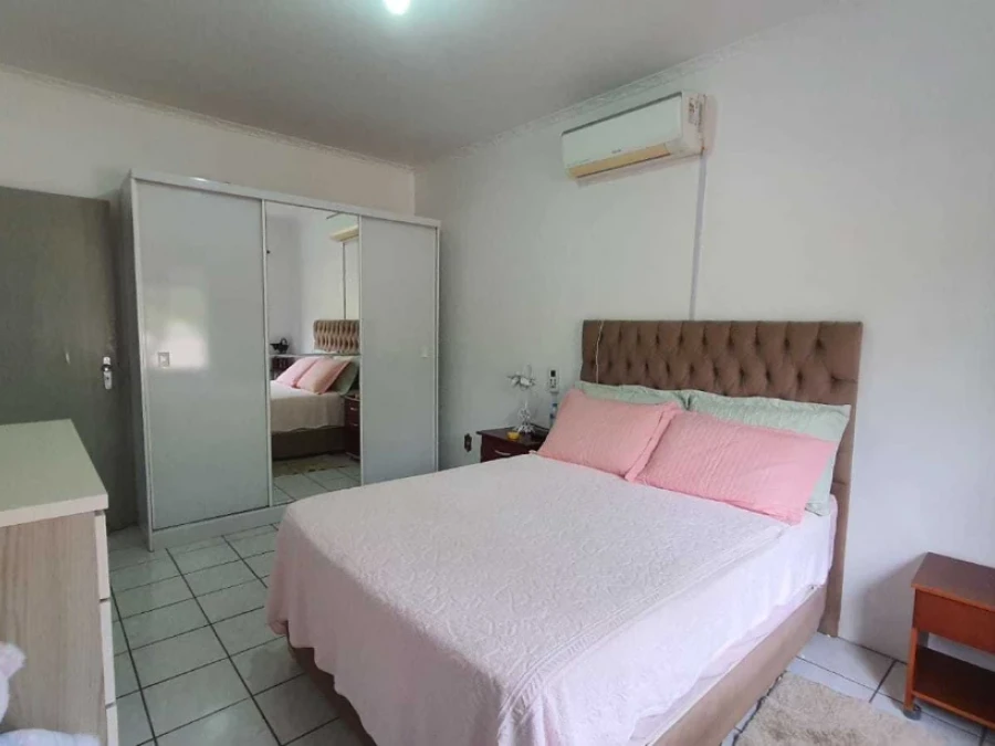 Casa em Aririú, Palhoça. 4 quartos, 0m². Imagem 19 de 22