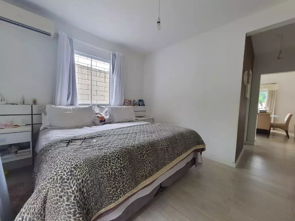 Casa em Alto Aririú, Palhoça. 5 quartos, 215m². Imagem 20 de 29