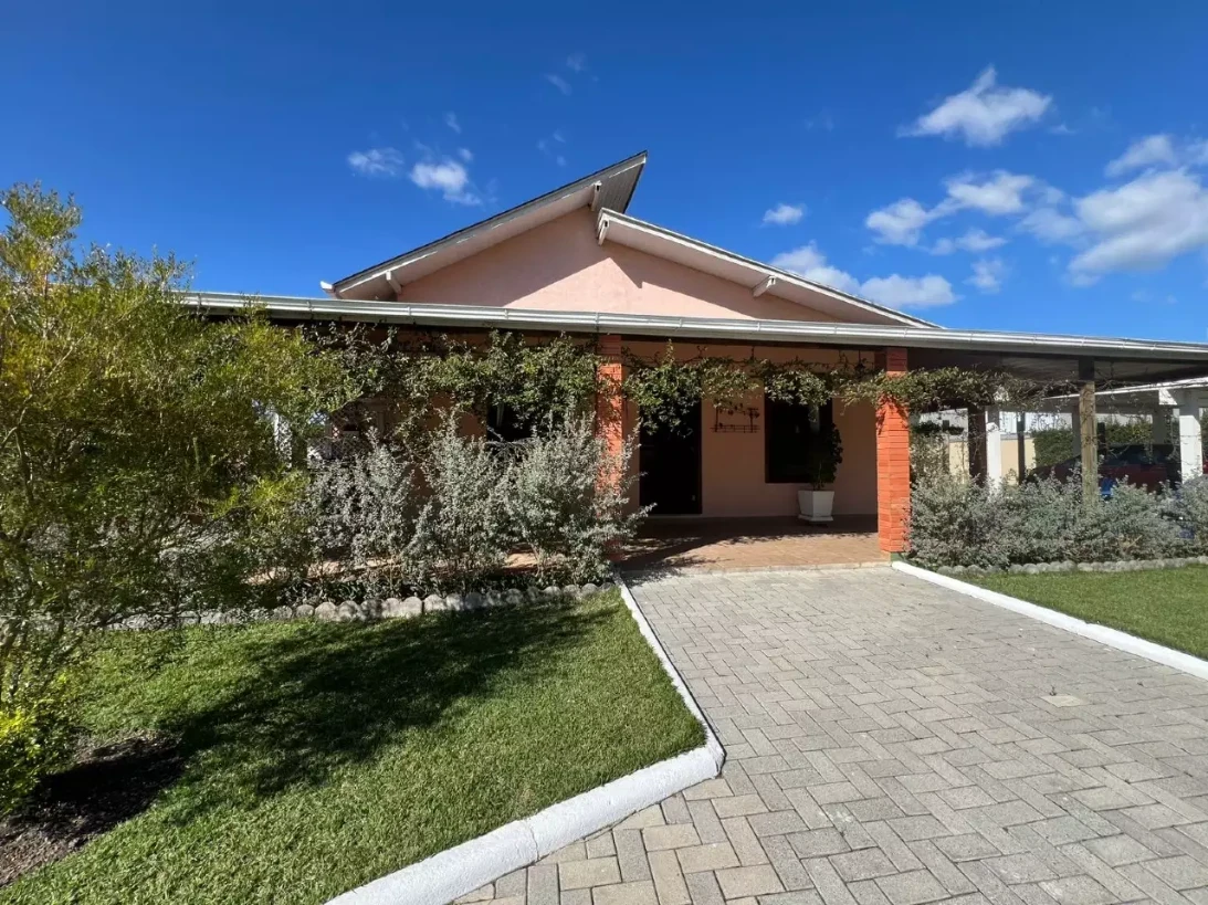 Casa em Sul do Rio, Santo Amaro da Imperatriz. 3 quartos, 0m². Imagem 2 de 18