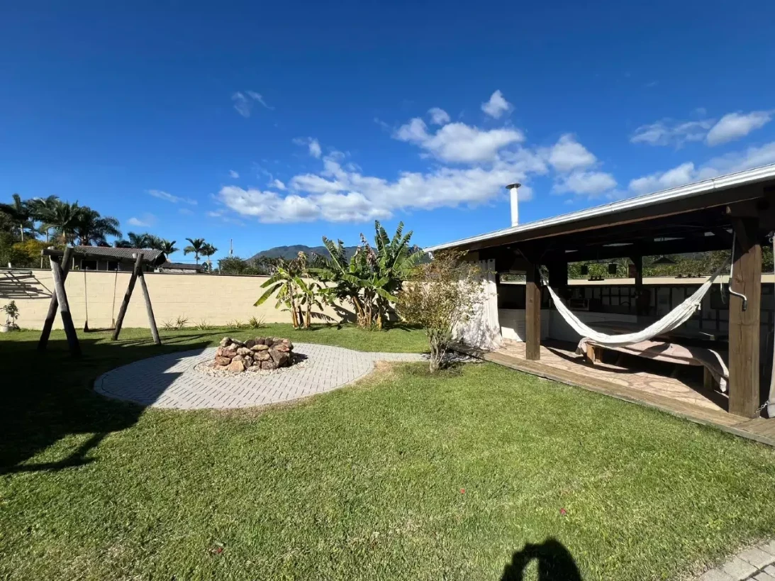 Casa em Sul do Rio, Santo Amaro da Imperatriz. 3 quartos, 0m². Imagem 9 de 18