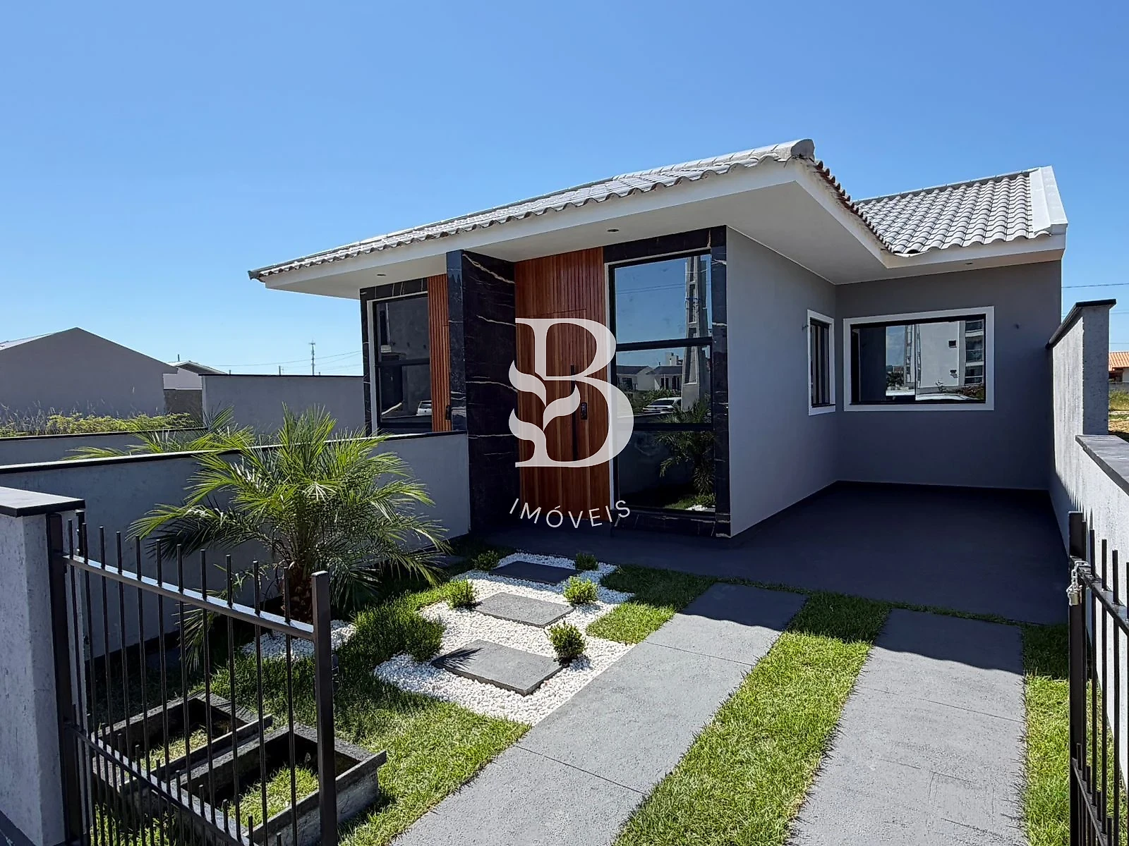 Casa Geminada em Nova Palhoça, . 2 quartos, 50m². Imagem 1 de 10