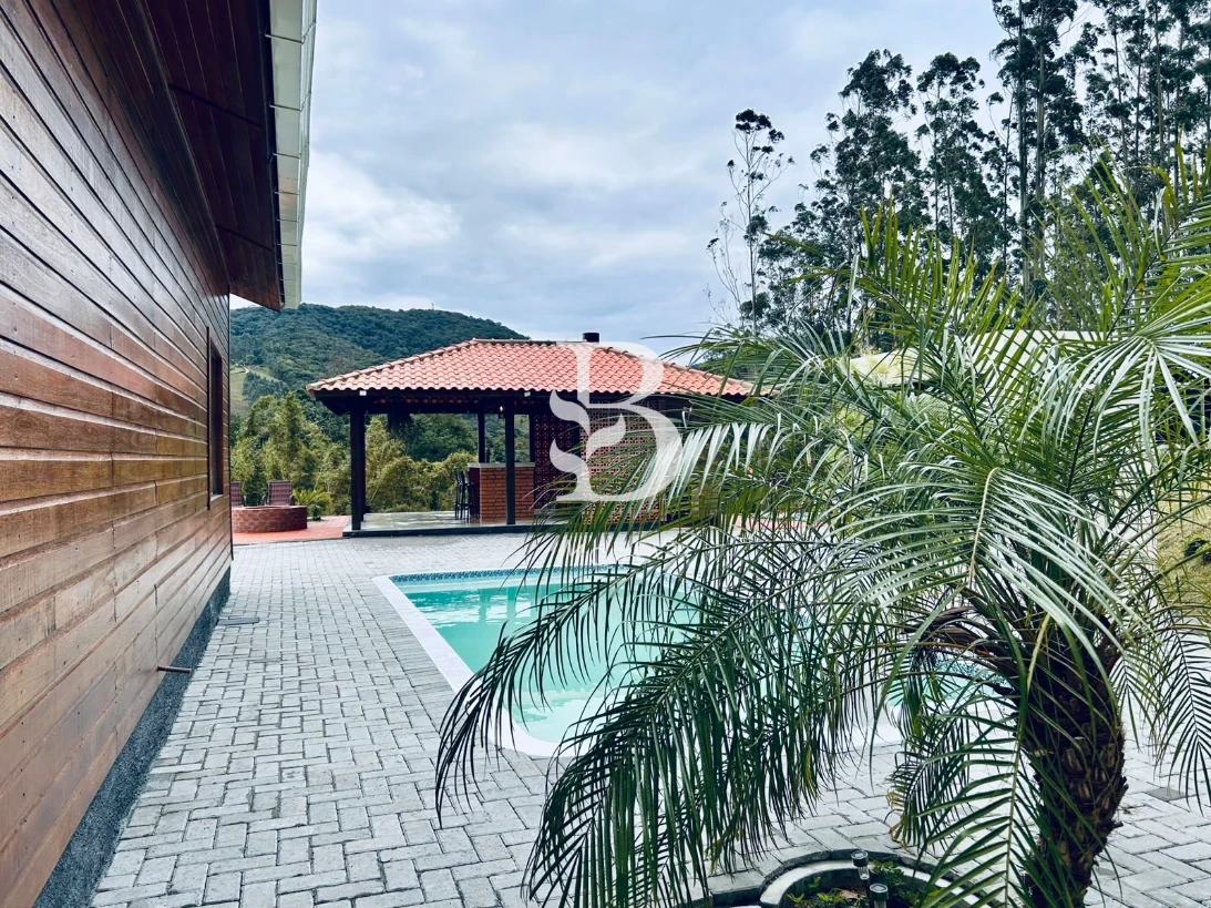 Casa em Águas Mornas, Santo Amaro da Imperatriz. 2 quartos, 0m². Imagem 14 de 28