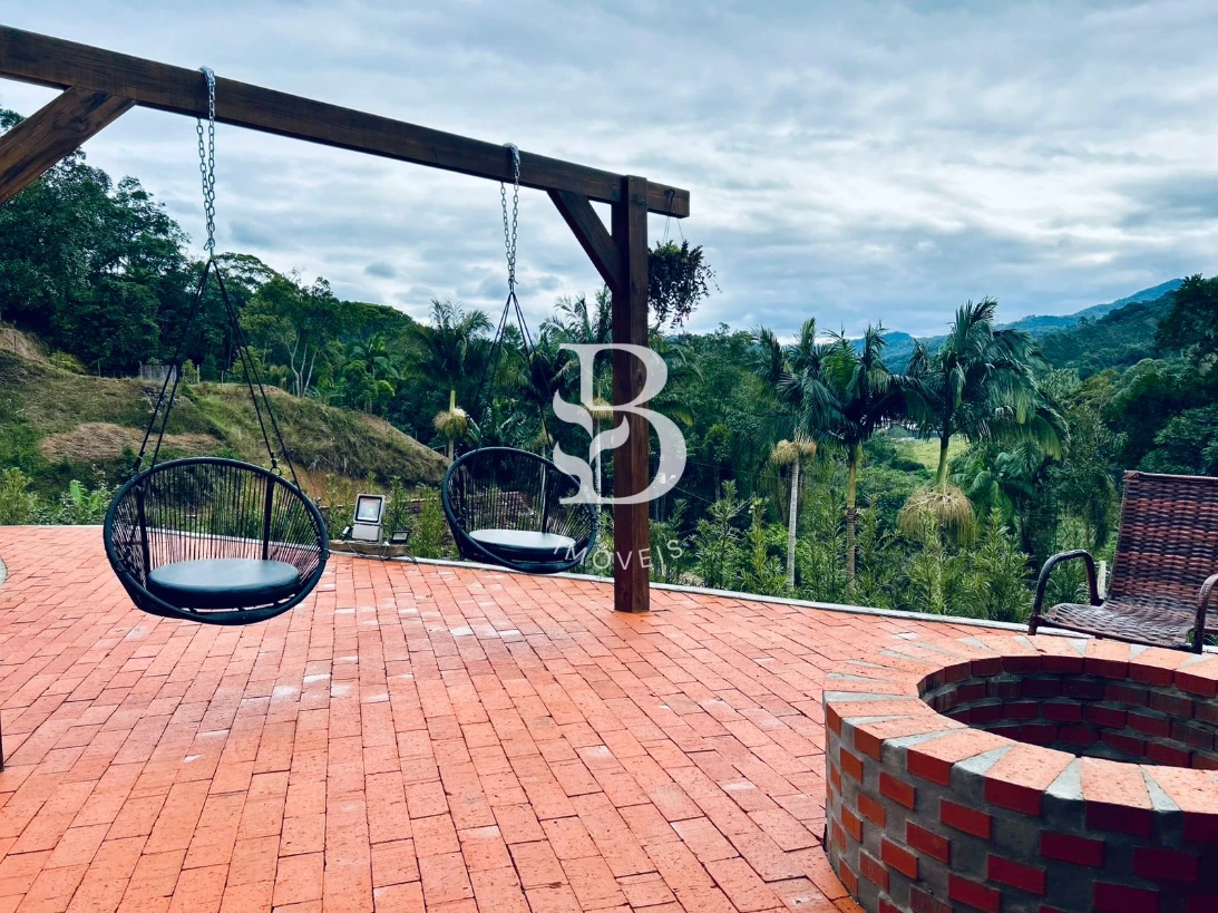 Casa em Águas Mornas, Santo Amaro da Imperatriz. 2 quartos, 0m². Imagem 3 de 28