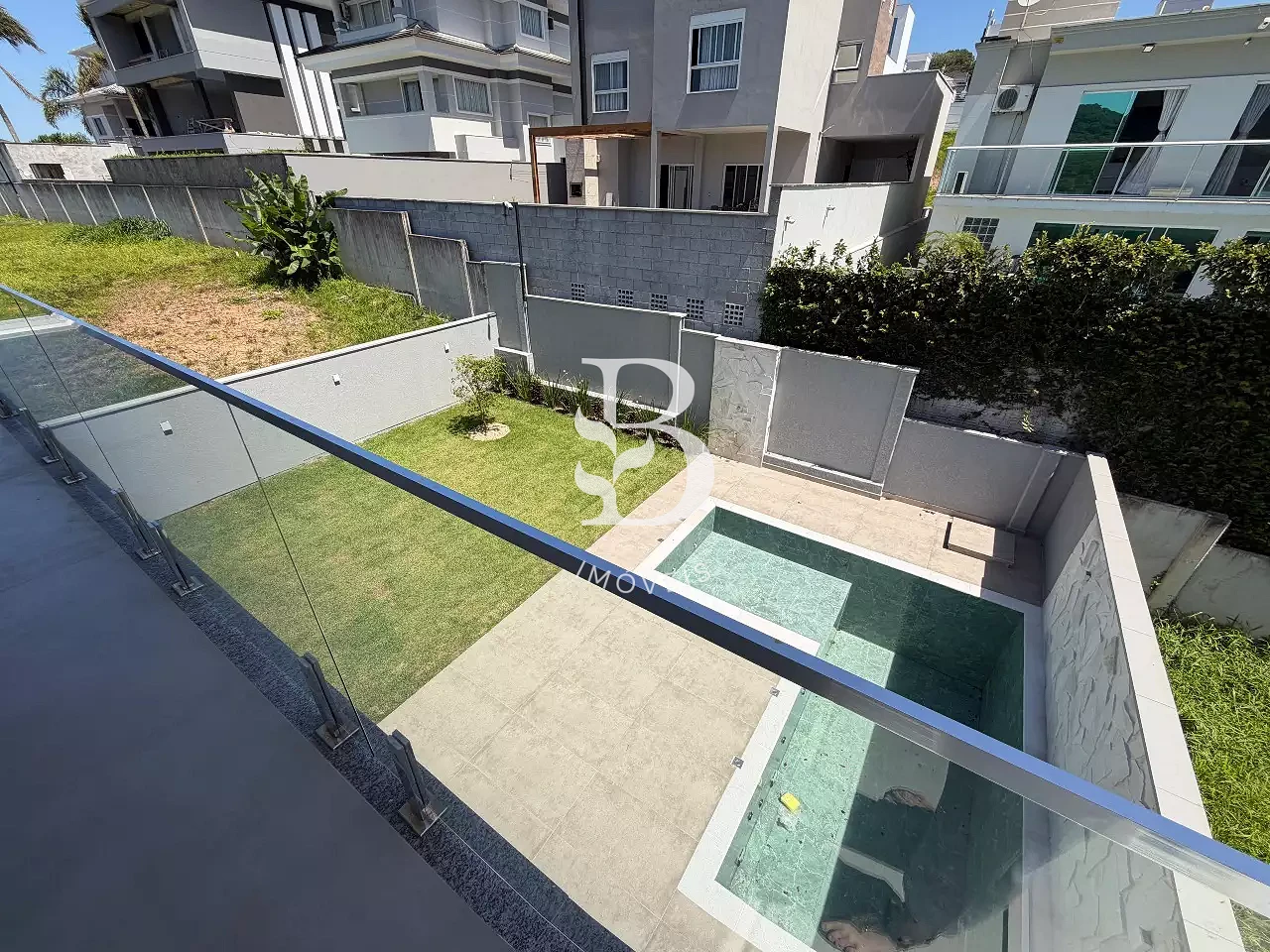 Casa em Pedra Branca, Palhoça. 3 quartos, 245m². Imagem 3 de 29