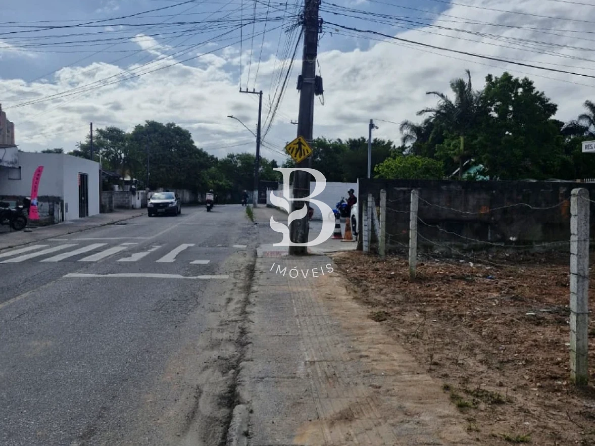 Terreno em Pachecos, Palhoça. 0 quartos, 0m². Imagem 15 de 17