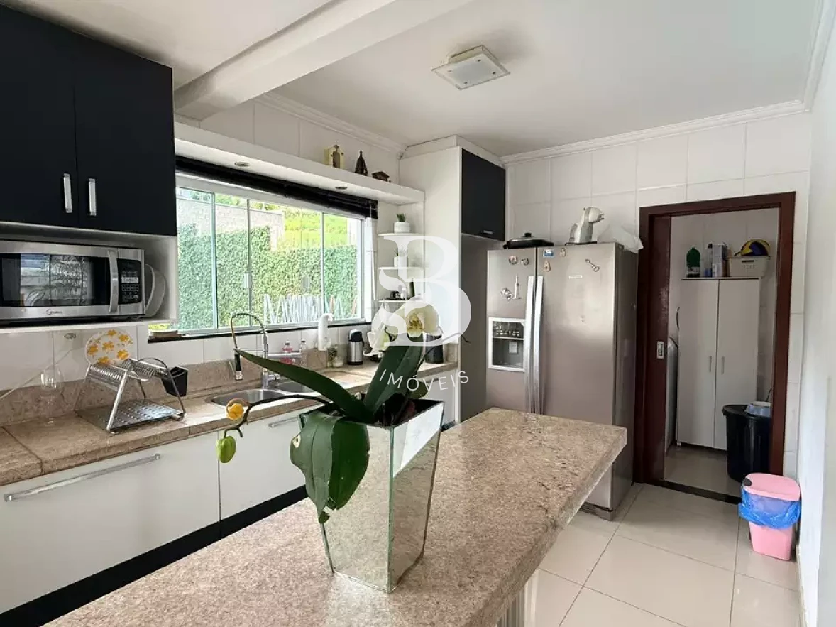 Casa em Pedra Branca, Palhoça. 3 quartos, 0m². Imagem 4 de 25