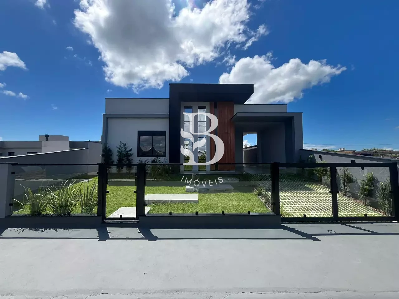 Casa em Nova Palhoça, . 3 quartos, 91m². Imagem 1 de 25