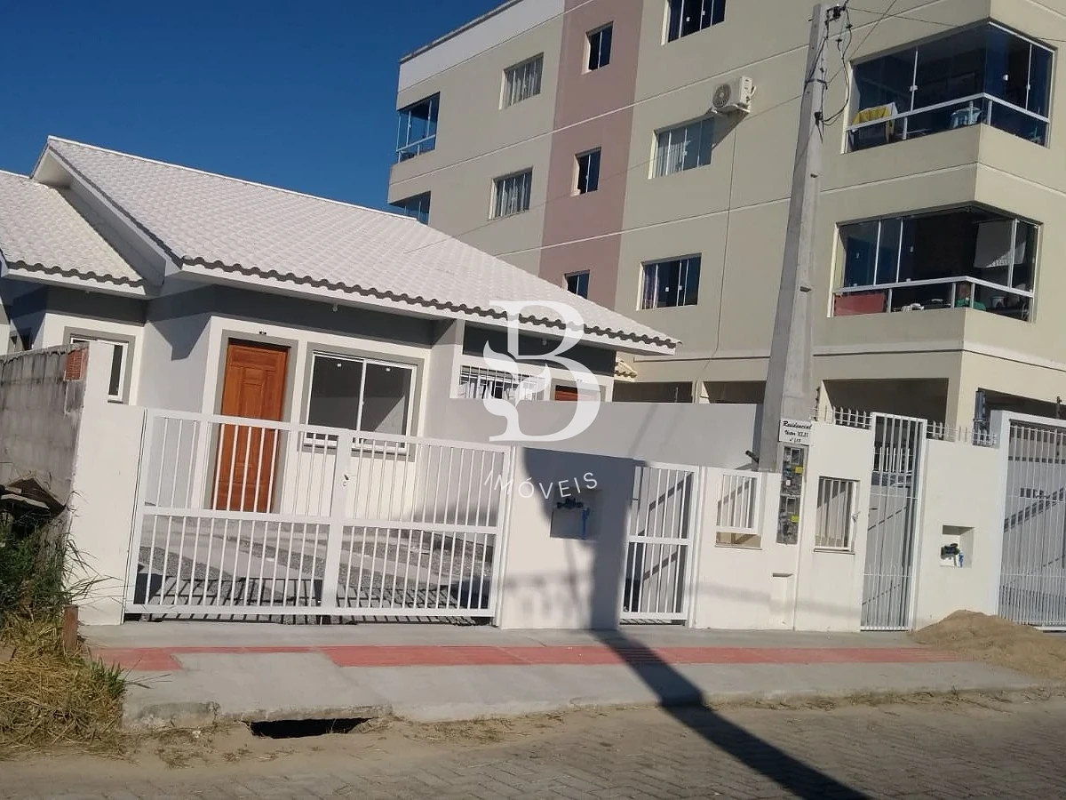 Casa em Sertão do Maruim, São José. 3 quartos, 63m². Imagem 1 de 25
