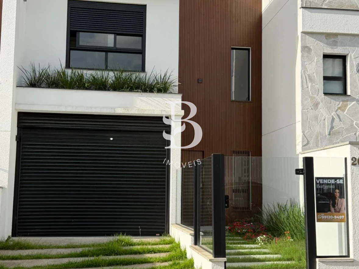 Casa em Pedra Branca, Palhoça. 3 quartos, 200m². Imagem 1 de 26