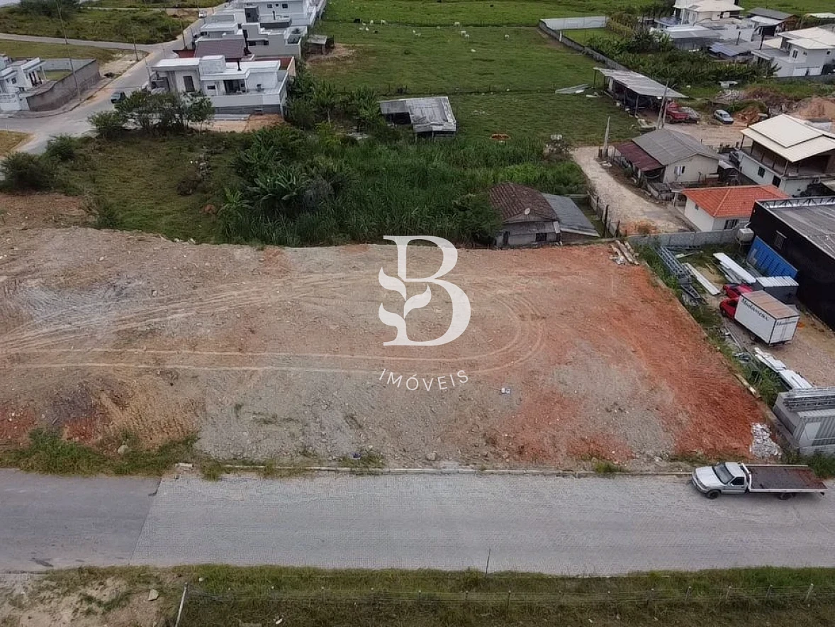Terreno em São Sebastião, Palhoça/sc. 0 quartos, 0m². Imagem 1 de 5