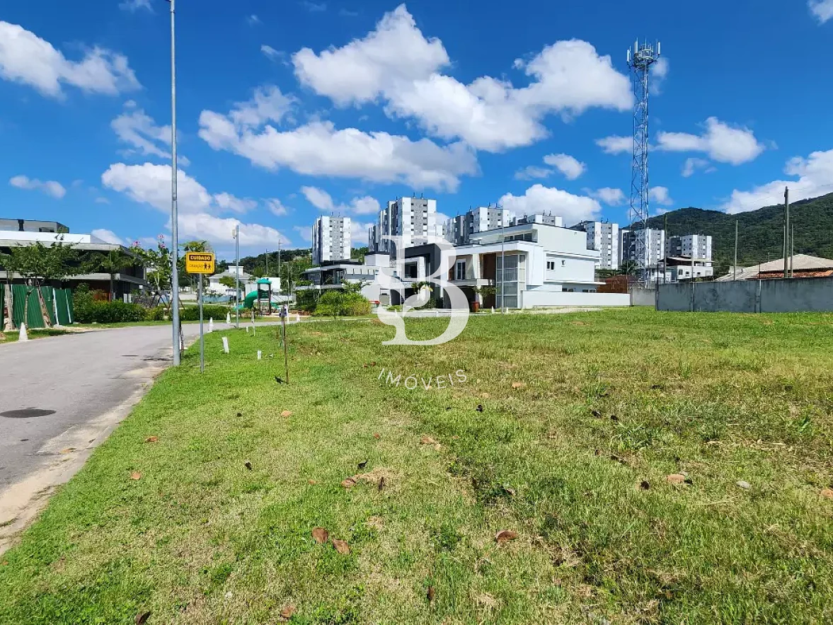 Terreno em Pedra Branca, Palhoça. 0 quartos, 0m². Imagem 17 de 17