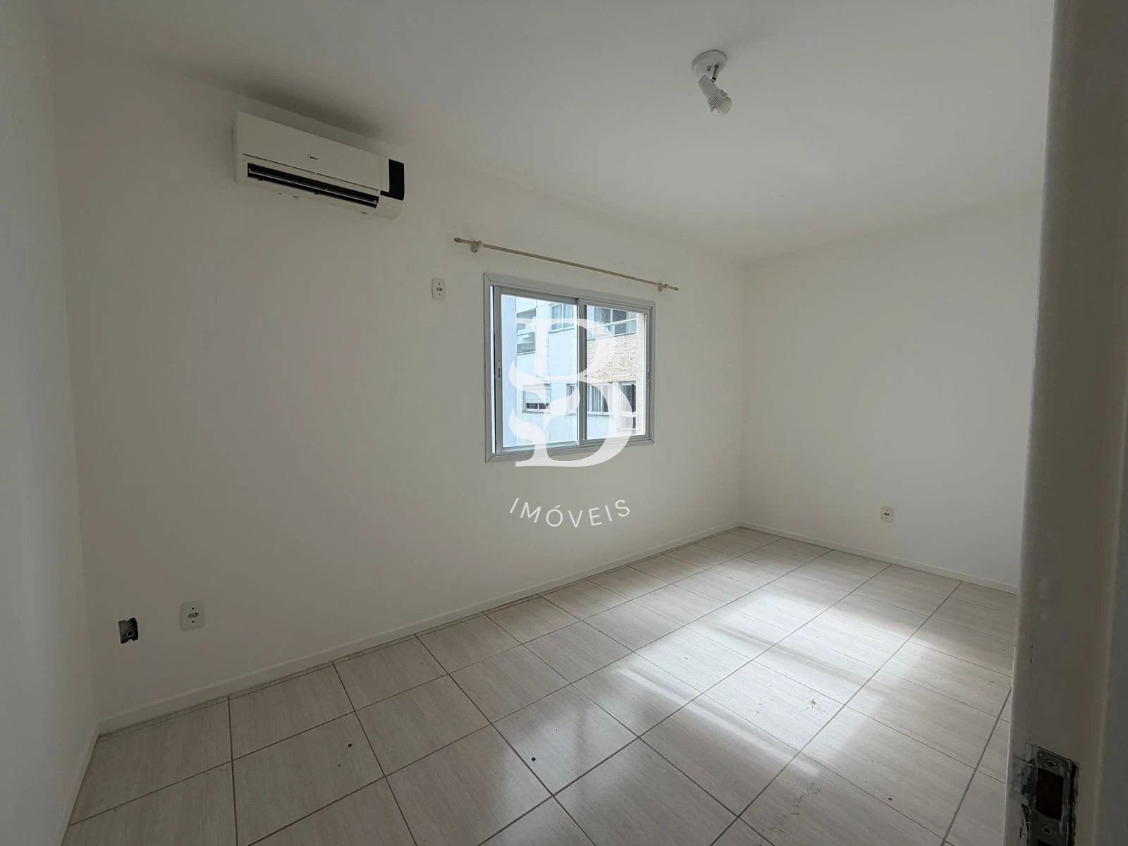 Apartamento em Pedra Branca, Palhoça. 1 quartos, 43m². Imagem 7 de 8