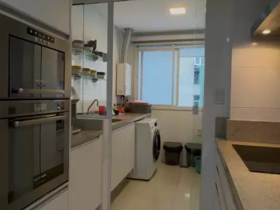 Apartamento em Centro, Florianópolis. 3 quartos, 130m². Imagem 5 de 19