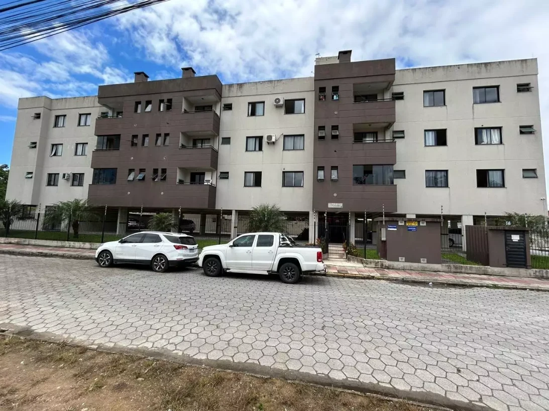 Apartamento em Aririú, Palhoça. 3 quartos, 82m². Imagem 1 de 18