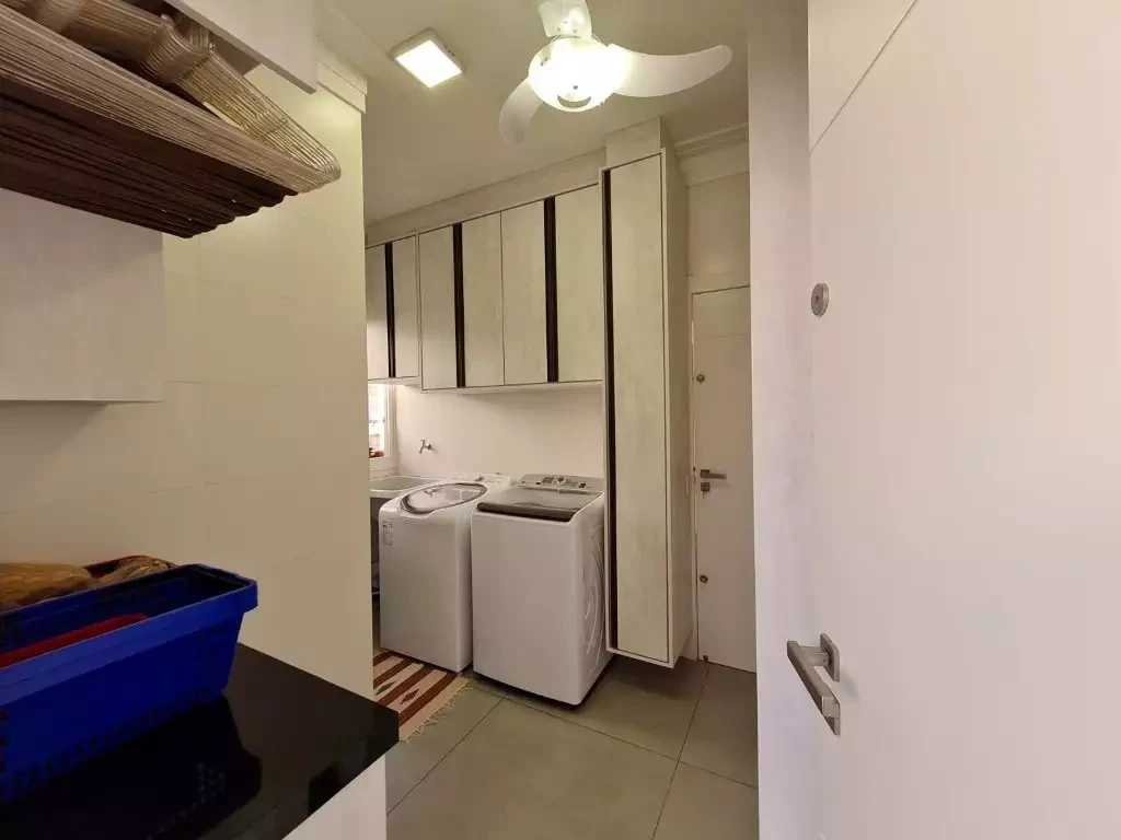 Casa em Pedra Branca, Palhoça. 4 quartos, 250m². Imagem 9 de 28