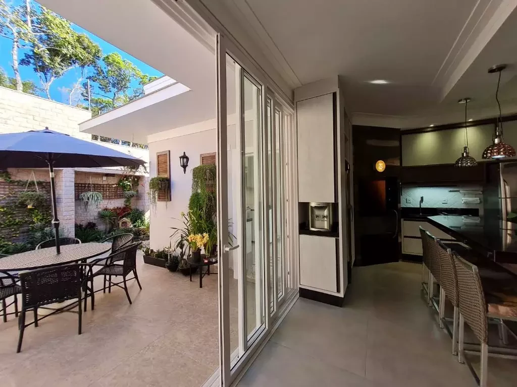 Casa em Pedra Branca, Palhoça. 4 quartos, 250m². Imagem 26 de 28