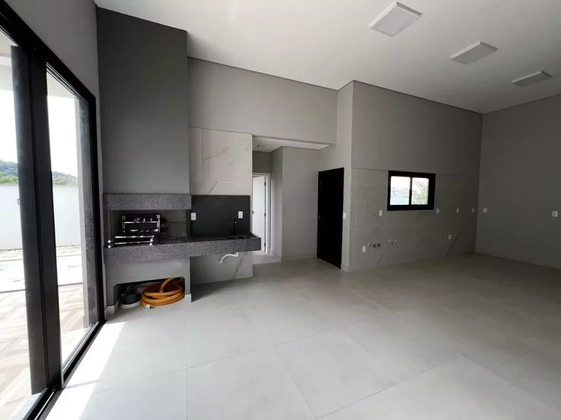 Casa em Pedra Branca, Palhoça. 3 quartos, 378m². Imagem 2 de 10