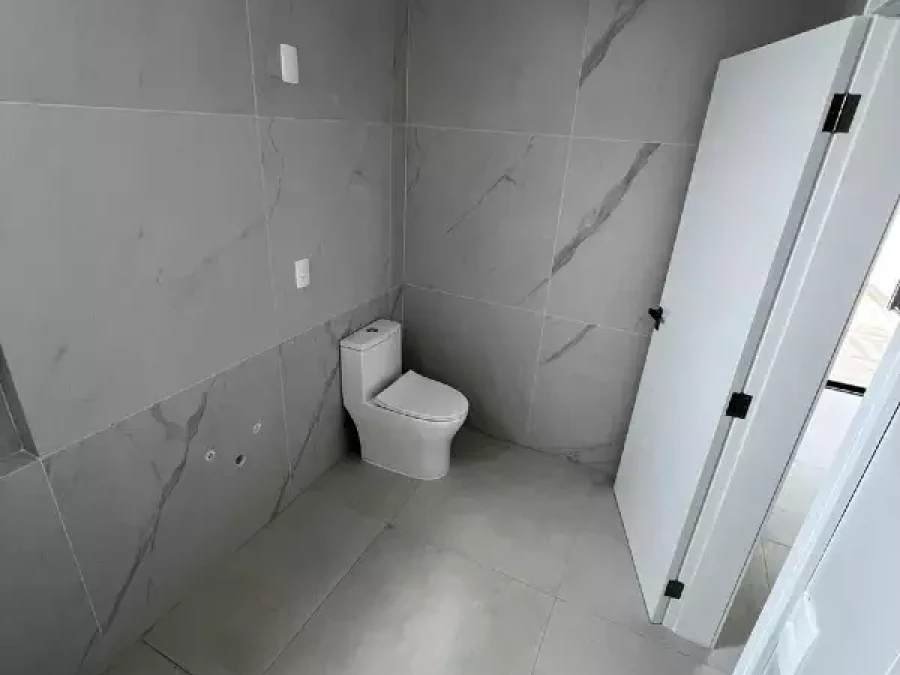 Casa em Pedra Branca, Palhoça. 3 quartos, 378m². Imagem 4 de 10