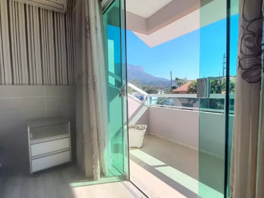 Casa em Pedra Branca, Palhoça. 4 quartos, 0m². Imagem 15 de 22