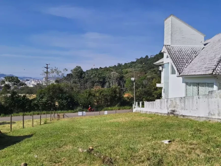 Terreno em Pedra Branca, Palhoça. 0 quartos, 0m². Imagem 3 de 7