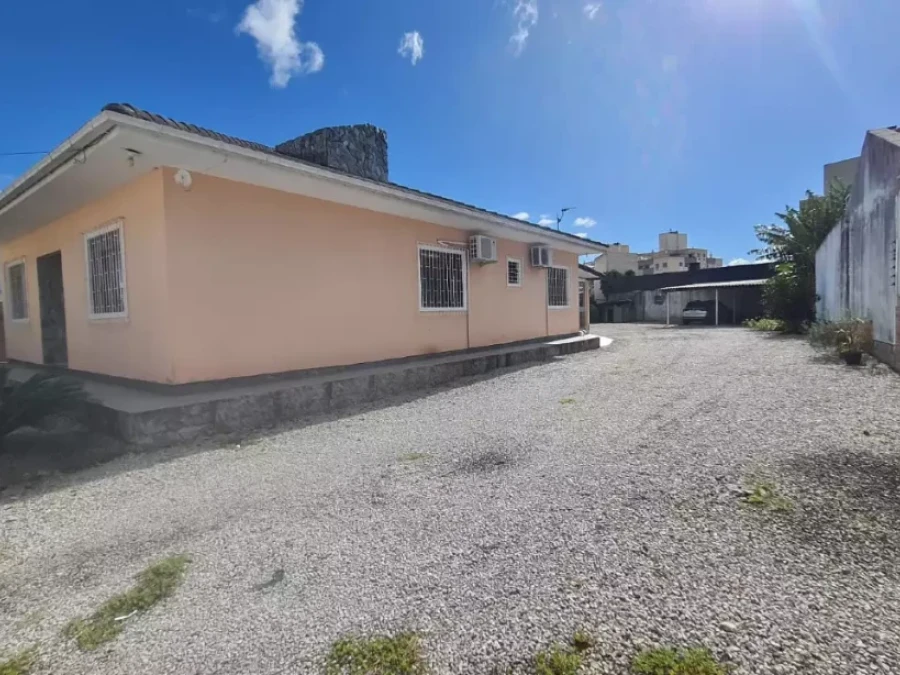Casa em Ponte do Imaruim, Palhoça. 4 quartos, 0m². Imagem 4 de 19