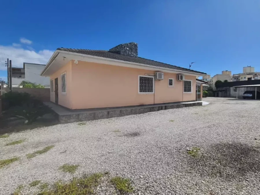 Casa em Ponte do Imaruim, Palhoça. 4 quartos, 0m². Imagem 5 de 19