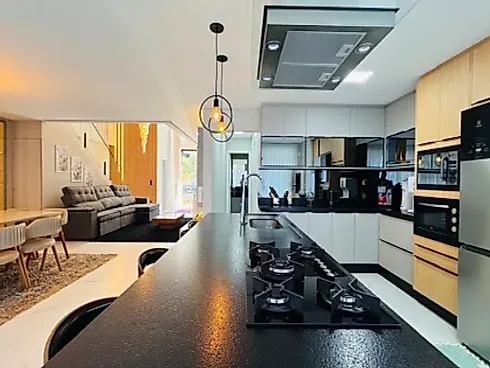 Casa 3 Quartos com 3 Suítes e 324m² - Pedra Branca - Foto 2
