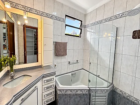 Casa 4 Quartos com 1 Suíte - Centro - Foto 17