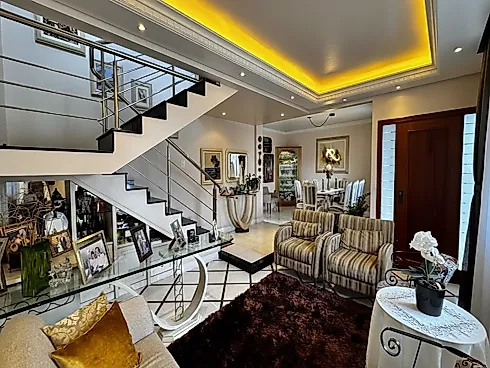 Casa 4 Quartos com 1 Suíte - Centro - Foto 4
