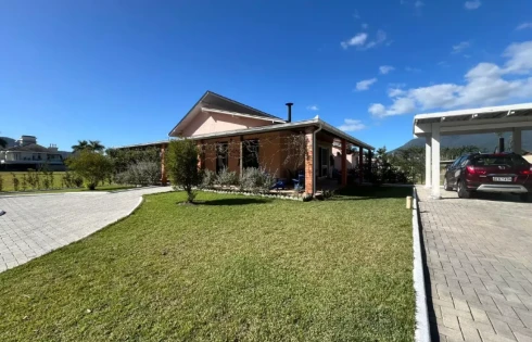 Casa em Sul do Rio, Santo Amaro da Imperatriz