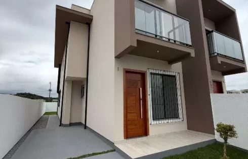 Sobrado Geminado com 2 quartos em Jardim Cidade de Florianópolis, São José