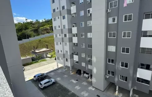 Apartamento com 2 quartos em Pedra Branca, Palhoça